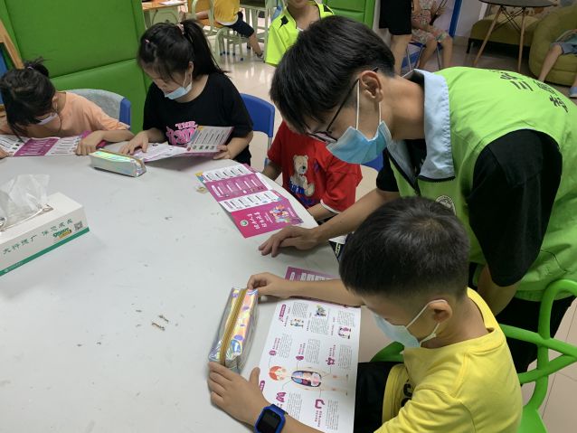 三鄉鎮開展“ 紅色引領：禁毒先鋒我來當”禁毒宣傳教育活動圖片5.jpg