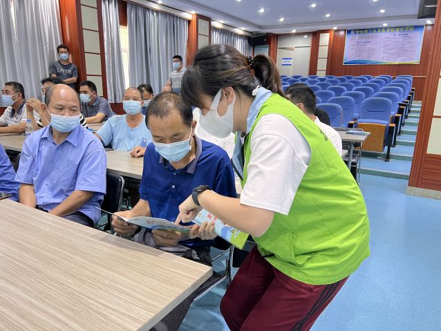 三鄉鎮開展“加強校車駕駛員毒檢，為師生安全出行護航”宣傳活動圖片5.jpg