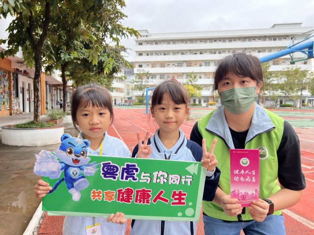三鄉鎮開展“禁毒宣傳進校園，青春護航我先行”活動圖片5.jpg